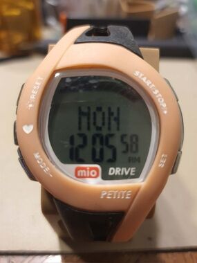 🦋10/$20🦋 Mio Drive Petite Peach Black Heart Rate Monitor Women's Watch